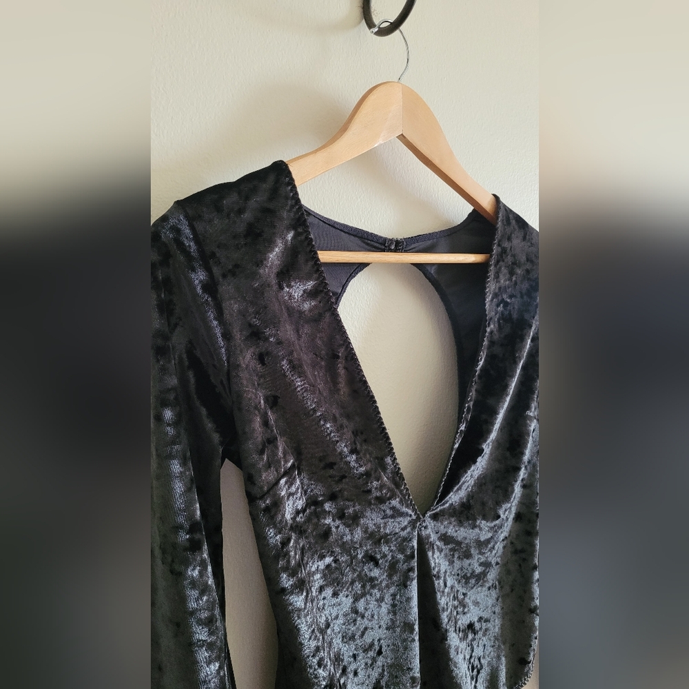 Victorias Secret Crushed Velvet Thong Style Bodysuit, Women's M/L, Classic Black - Picture 2 of 10